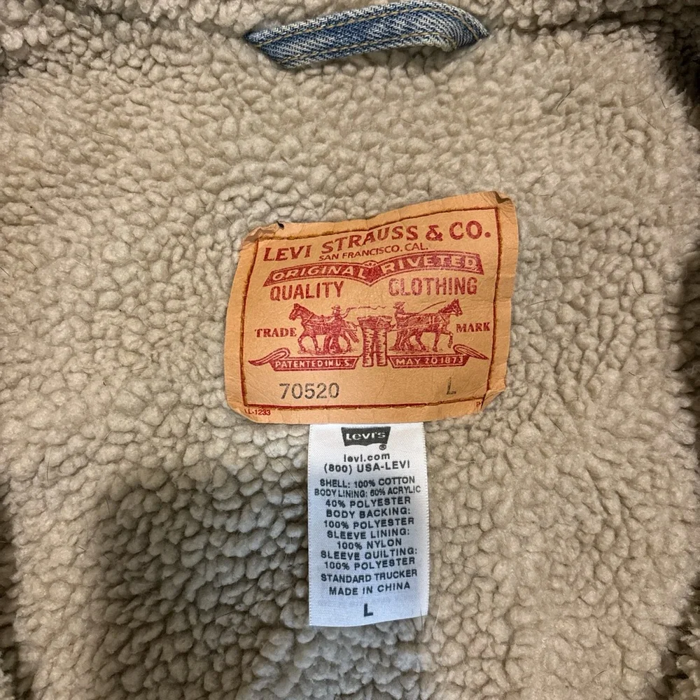 Levi's Blue Denim Sherpa Jacket - Picture 2 of 3